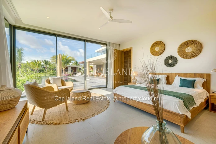 Anahita - Luxurious 660 sqm villa, golf and beach access
