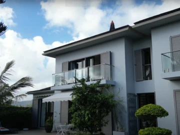 6 Bedroom House