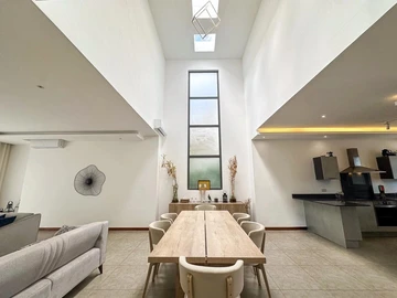 4 Bedroom Villa