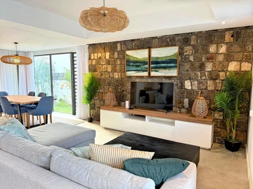 4 Bedroom Villa