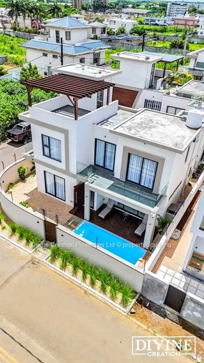 Luxury House for Rent at Sodnac