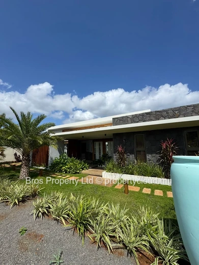 Villas de Luxe Haut de Gamme à Vendre – Pointe aux Piments 