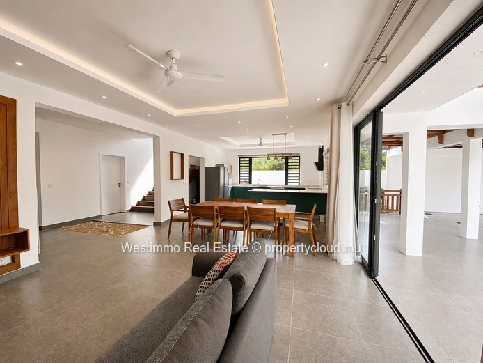 Trou aux Biches - Magnificent modern 5-bedroom en-suite furnished villa with swimming pool for rent