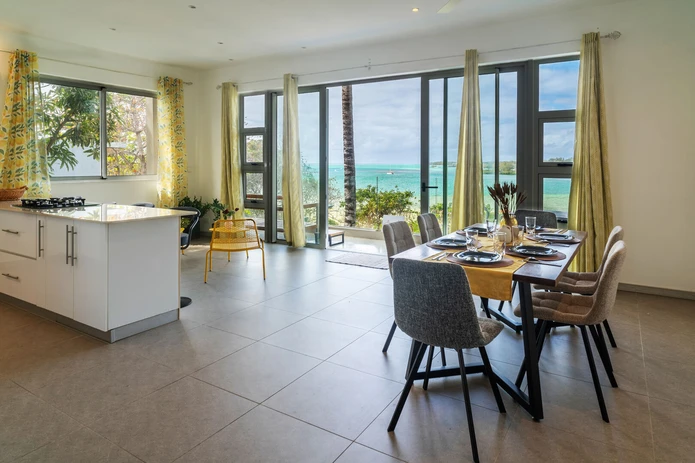 Appartement 2 chambres en bord de mer avec vue lagon à Trou d’Eau Douce – Ile Maurice