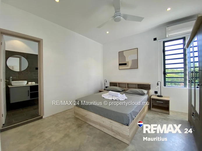 Surfer’s Paradise - New Modern Villa for Rent in La Gaulette