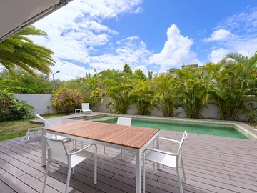 4 Bedroom Villa