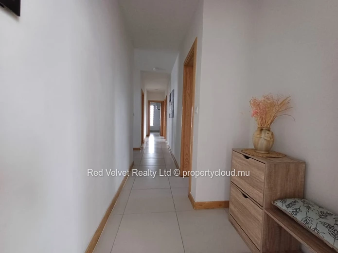 Modern 3-Bedroom Apartment for Rent in Quatre Bornes | 139 m²