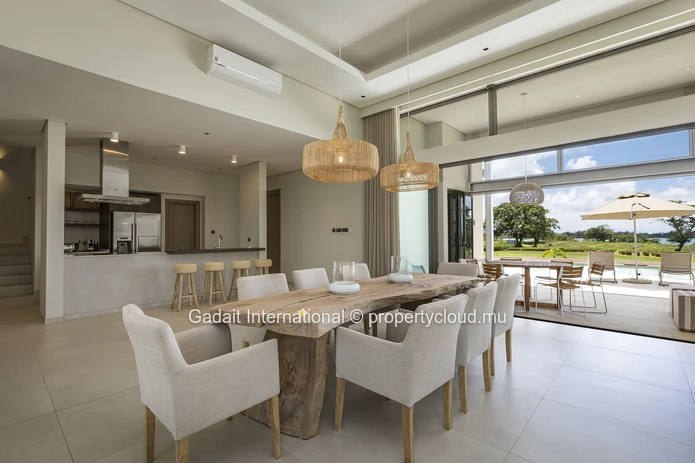 Contemporary 4 bedroom villa with golf view in Anahita, Mauritius