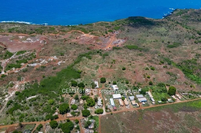 7 Arpents Land for Sale – Albion 