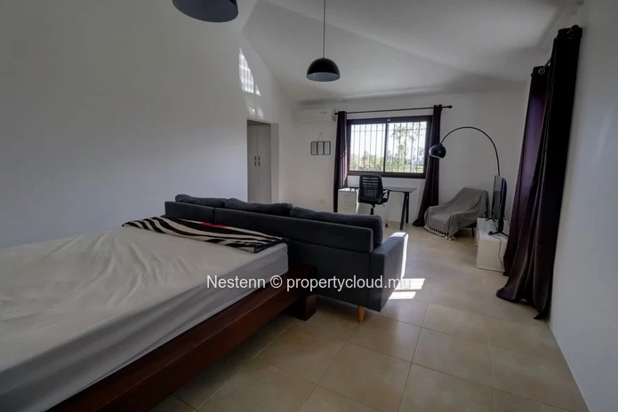 Charmante villa de 3 chambres avec piscine privée à Péreybère