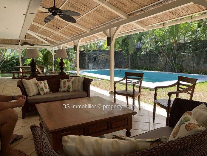 Exceptional Villa In Pointe Aux Canonniers – Near The Sea