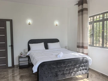 4 Bedroom Villa