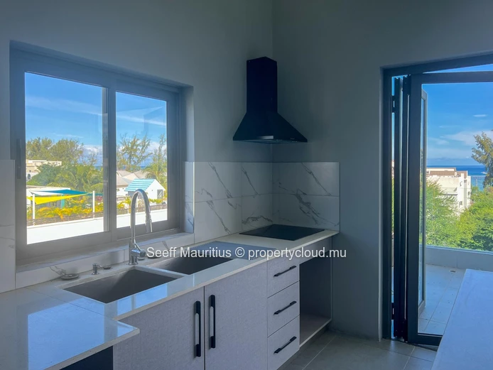 Exceptional Two-Level Penthouse – Flic en Flac | Sea View | Plunge Pool