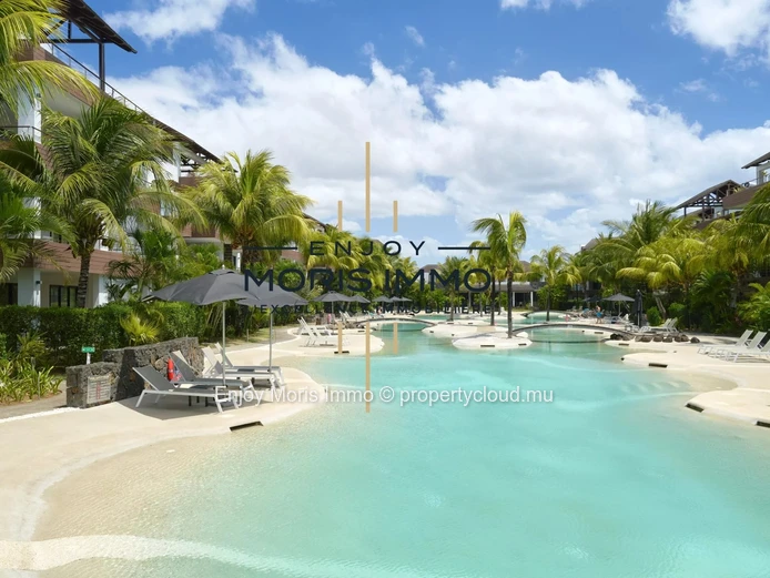 Appartement de prestige 3 chambres à vendre – Trou aux Biches | 180 m² | Accès plage à pied | Piscine lagon