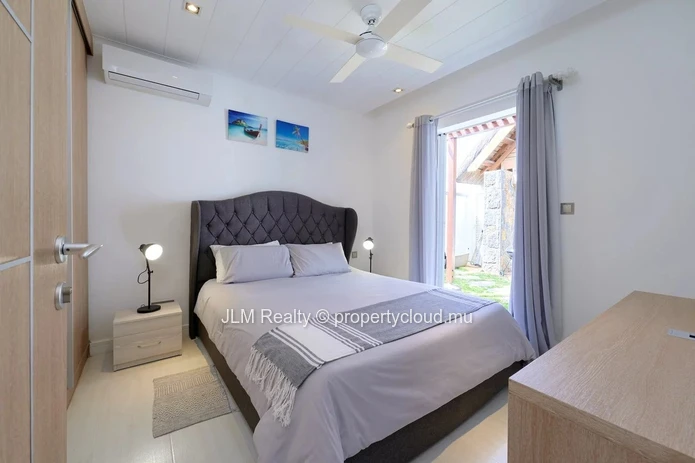 Villa Meublée avec Piscine Privée à Vendre à Grand Baie, Île Maurice