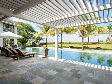 5 Bedroom Villa