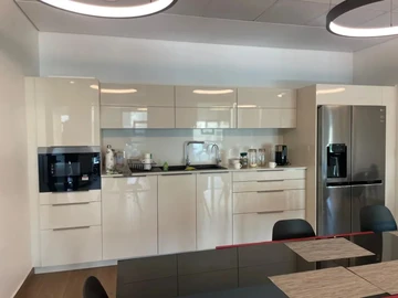 Bureau de 6 Chambres