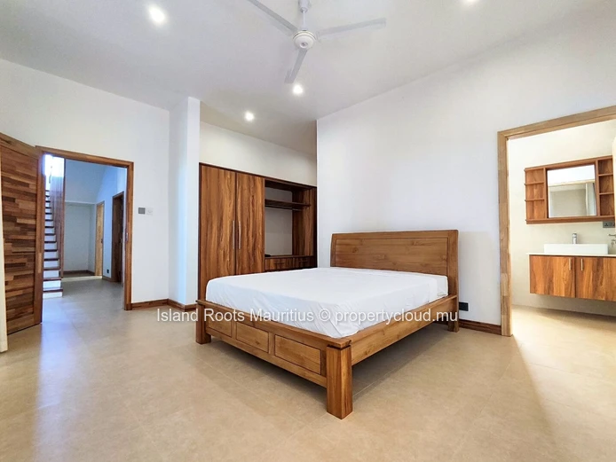 Villa prestigieuse de 4 chambres, en location à Péreybère