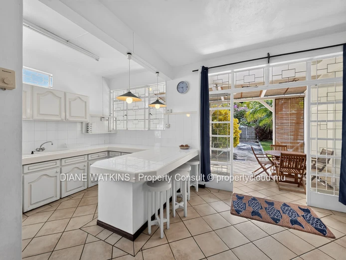 Villa 5 chambres avec piscine privée à vendre à Grand Gaube