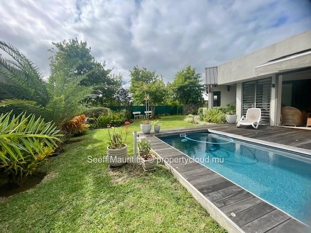 Votre Refuge Idéal : Superbe Maison avec Jardin et Piscine