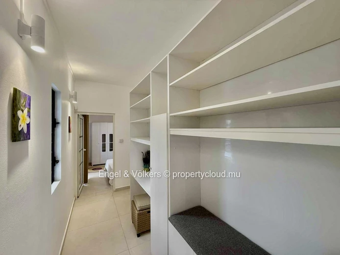 Modern 3-Bedroom Villa for Rent in the Heart of Grand Baie