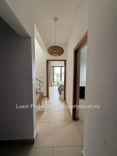 Duplex Moderne Avec Vue Sur Mer À Louer – Flic En Flac