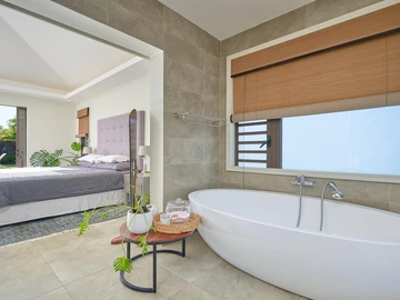4 Bedroom Villa