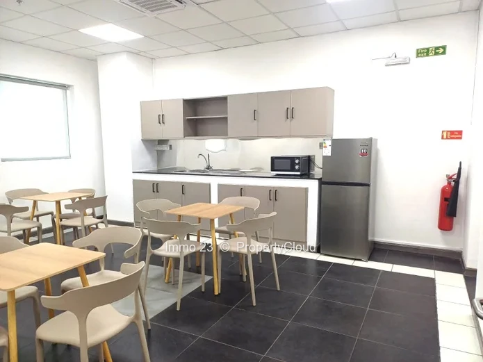 Office - 366m2 - Eb00e8ne - Ref. BU99937LO