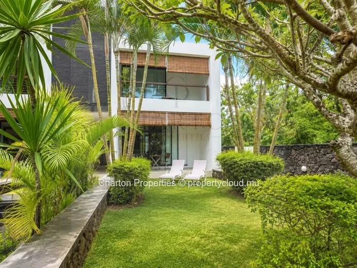 Élégant appartement de 1 chambre en rez-de-jardin à quelques pas des plages de Mont Choisy