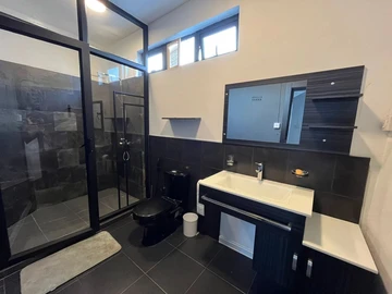 Townhouse, Duplex de 2 Chambres