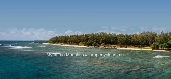 Exceptional penthouse in Pointe aux Biches - Top floor with private pool