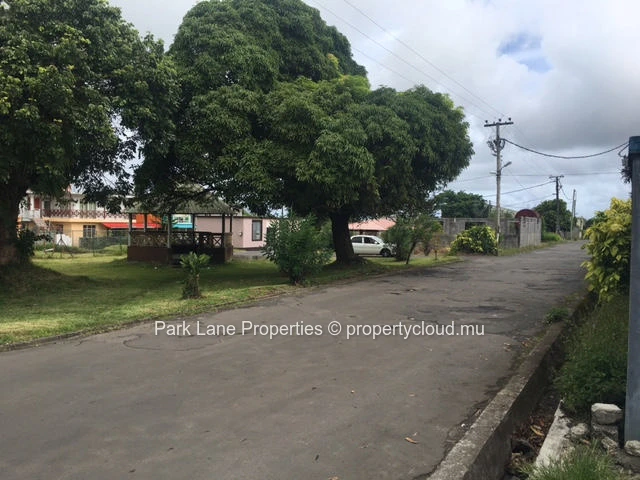 Entrepôt à Rose Belle pas loin de l'aeroport et de Curepipe !
