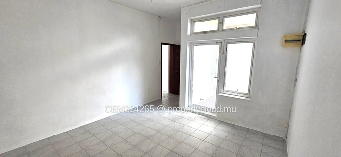 Maison à Vendre – Vieux Quatre-Bornes