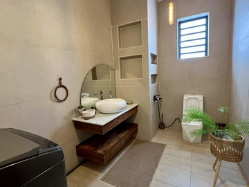 4 Bedroom Villa