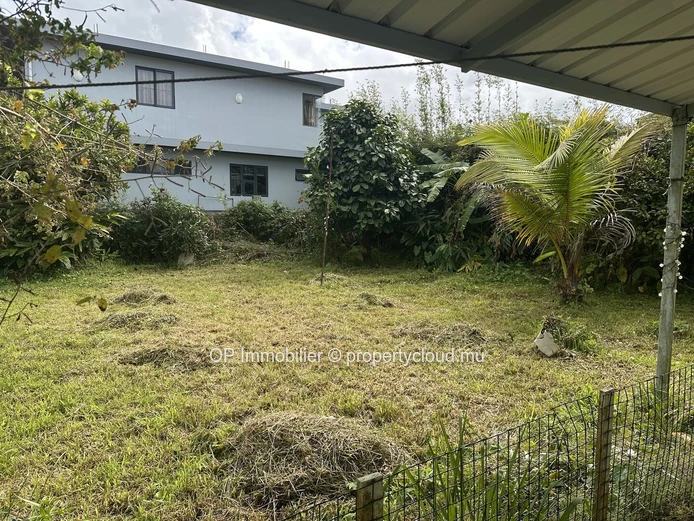 Maison de 3 chambres à vendre à Curepipe avec jardin