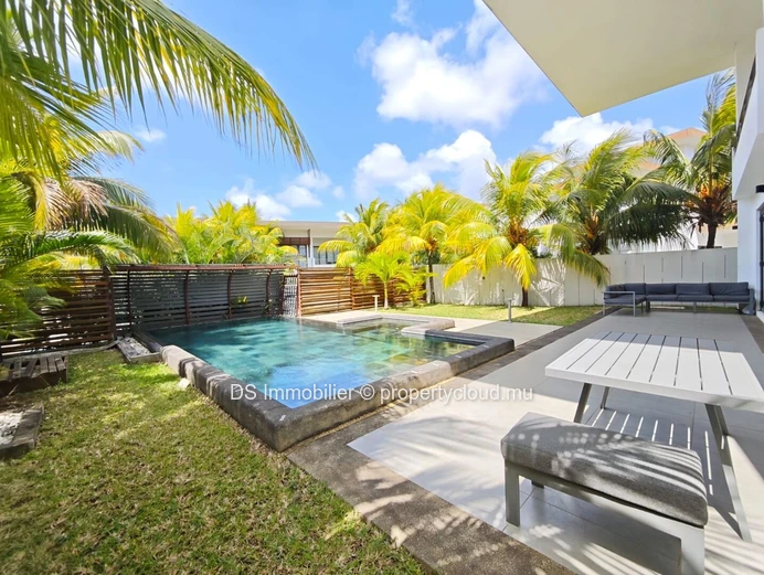 4-Bedroom Villa For Rent – Grand Baie – Private Residence – North