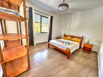 12 Bedroom House