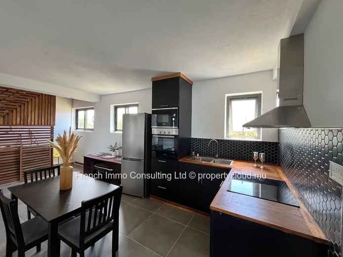 Penthouse de 3 chambres avec roof top privatif, accessible aux etrangers a Bain Boeuf