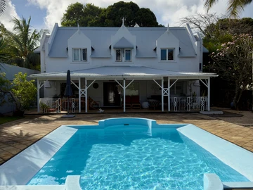 4 Bedroom Villa