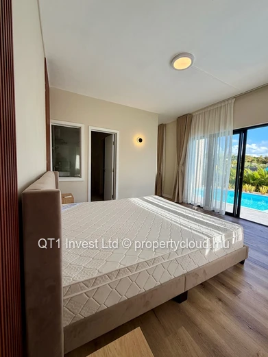 New Villa Close To The Sea In Secured Resdicences