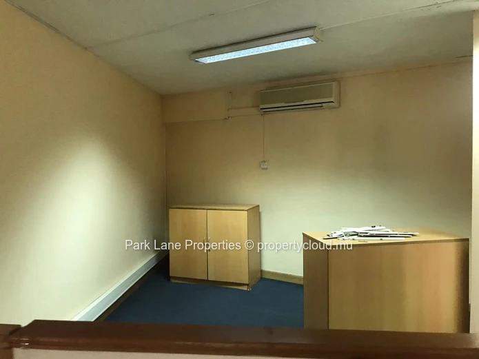 Bonne opportunité de louer des bureaux à la rue Farquar, Port Louis.