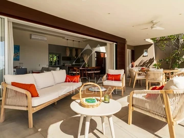 4 Bedroom Villa