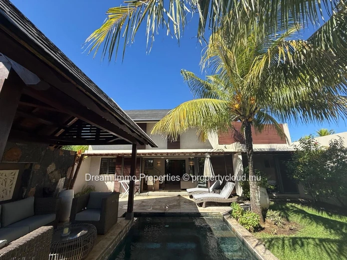 Belle villa moderne de 2 chambres au Clos du Littoral à Grand Baie – Ile Maurice