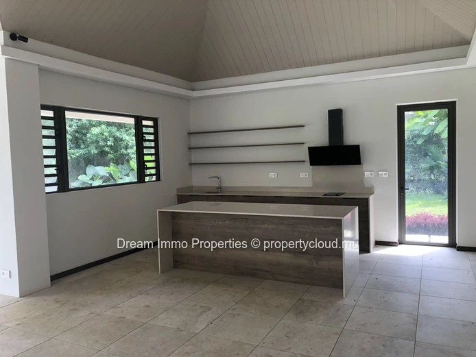 Somptueuse villa 4 chambres avec vue golf & montagne à Anahita – Ile Maurice