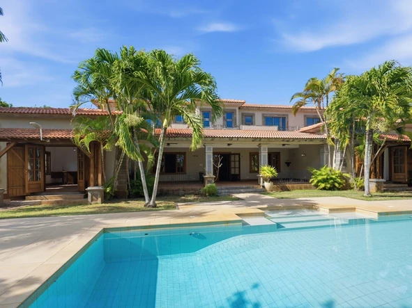 5 Bedroom House