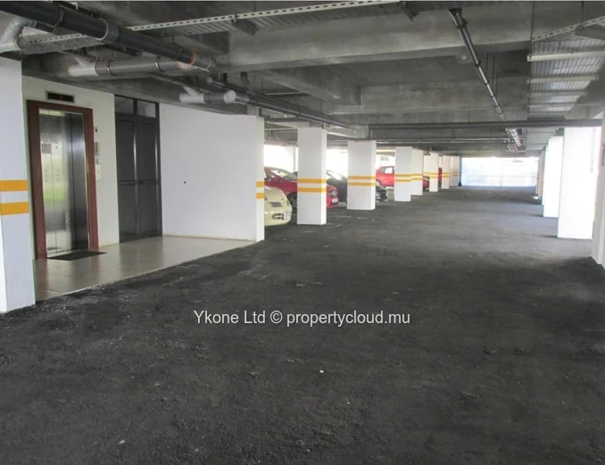 Appartement(R+4) En Vente À Flic En Flac