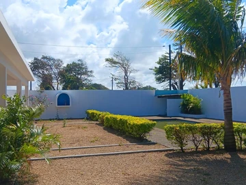 4 Bedroom Building