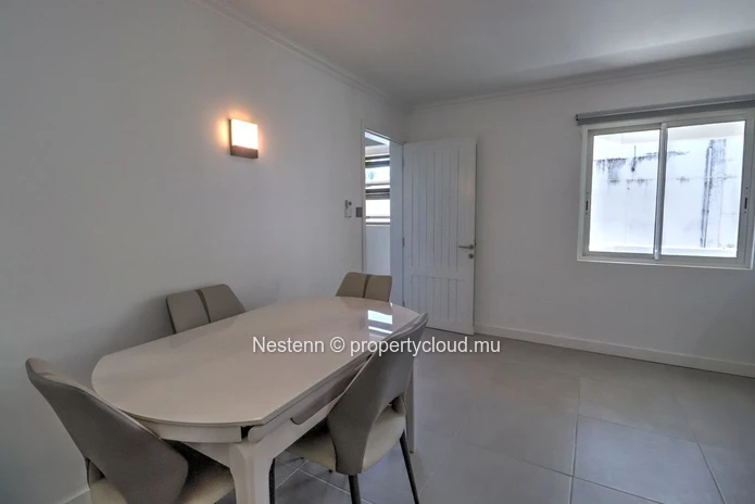 Appartement de 3 chambres récemment rénové à louer à Pointe aux Canonniers