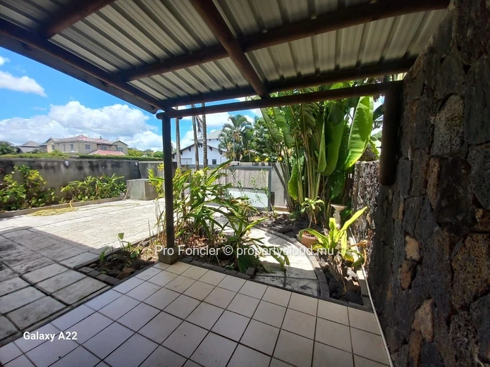 Duplex for rent in Balaclava 