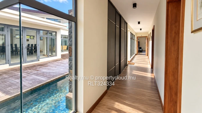 Villa de Luxe Golf à Bois Chéri